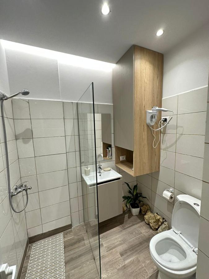 Trea Accomodations - Suite Lungomare Vlorë Extérieur photo